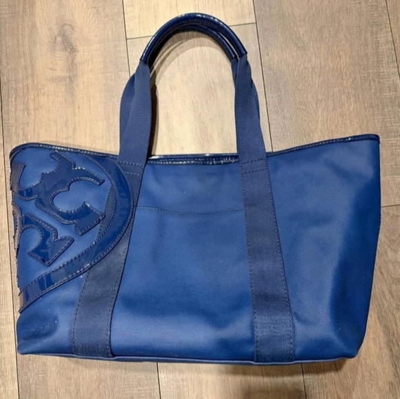 Tory Burch Handbags - Tory Burch Beach Canvas Tote In Royal Blue Large